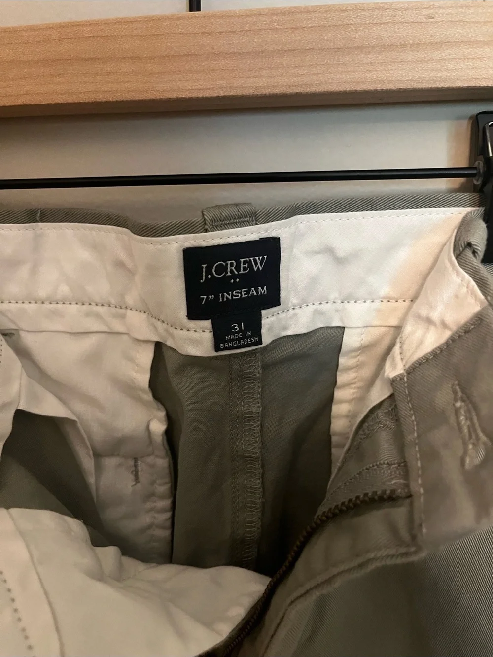 Men’s Jcrew Chino Shorts - size 31, 7in inseam
